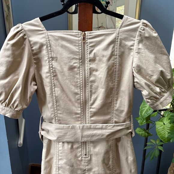 Elliatt x REVOLVE Vanessa Dress Sand sz S, Puff Sleeve, Quiet Luxury Mini - Picture 10 of 13